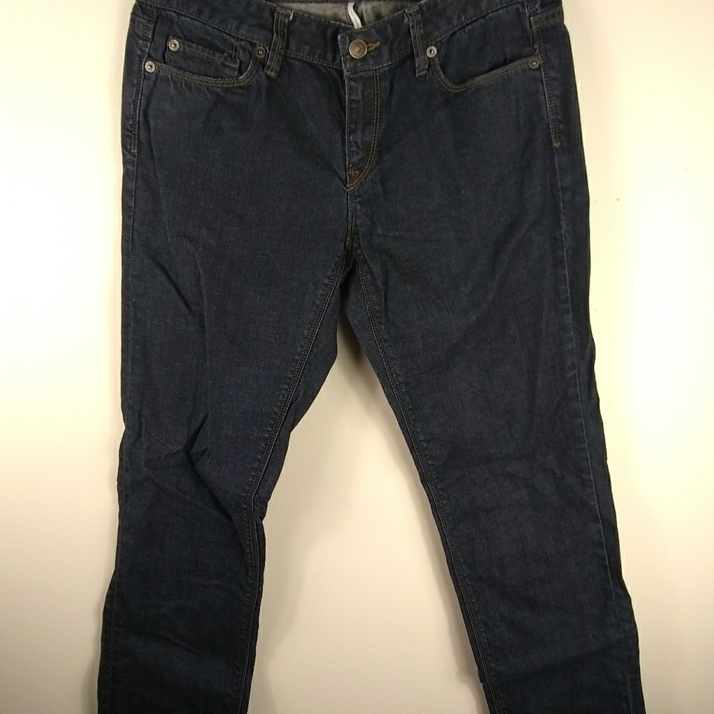 Ann Taylor LOFT Dark Wash Modern Straight Size 6